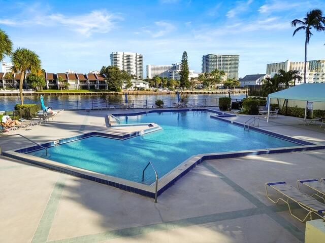 2900 NE 14th St Causeway, Unit 311, Pompano Beach, FL 33062 Photo