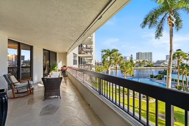2900 NE 14th St Causeway, Unit 311, Pompano Beach, FL 33062 Photo