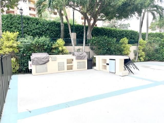 2900 NE 14th St Causeway, Unit 311, Pompano Beach, FL 33062 Photo