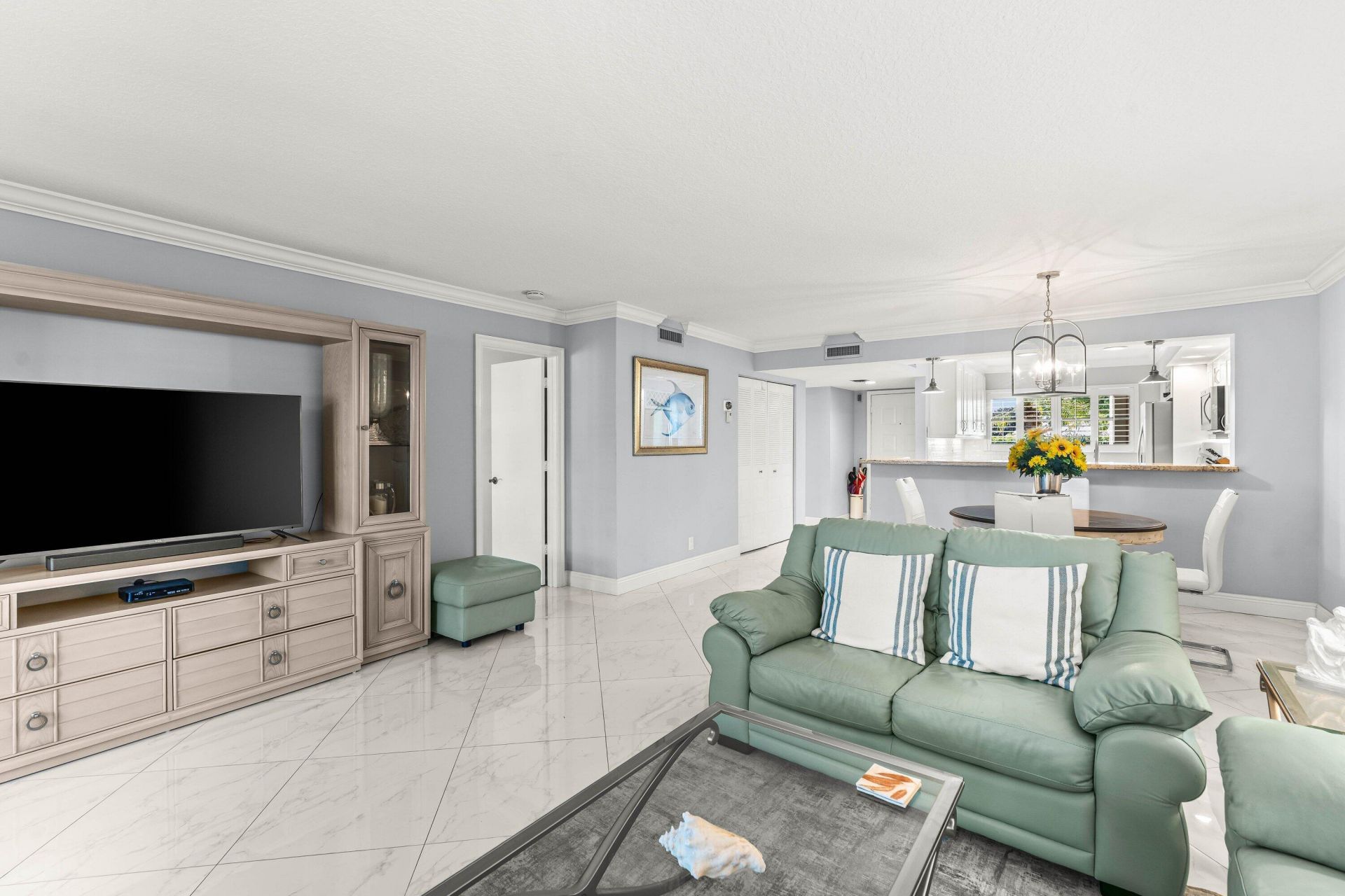 12926 Briarlake Drive, Unit 102, West Palm Beach, FL 33418 Photo