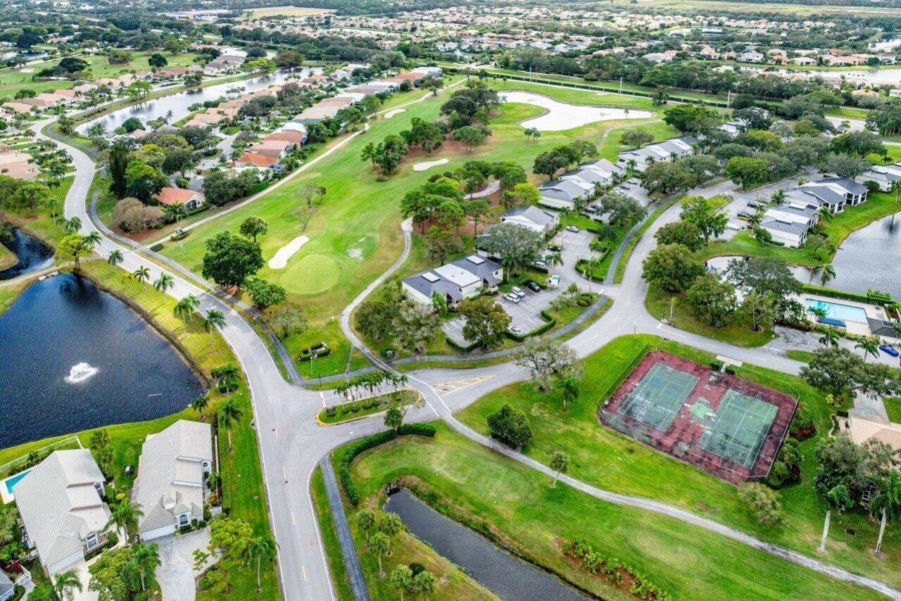 12926 Briarlake Drive, Unit 102, West Palm Beach, FL 33418 Photo