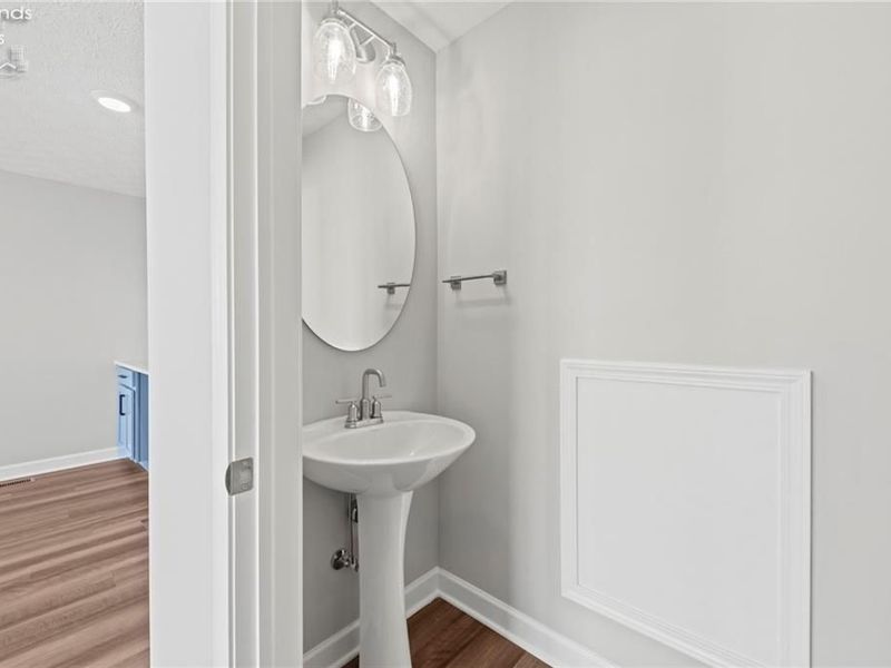 457 Harbor Lane, Lorain, OH 44052 Photo 14