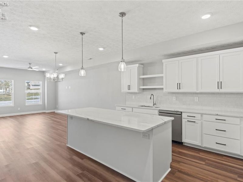 457 Harbor Lane, Lorain, OH 44052 Photo 8