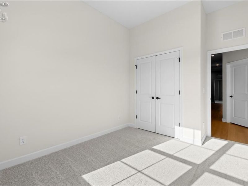 453 Harbor Lane, Lorain, OH 44052 Photo 22