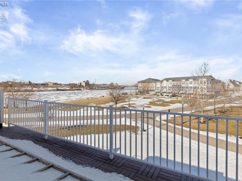 453 Harbor Lane, Lorain, OH 44052 Photo 37