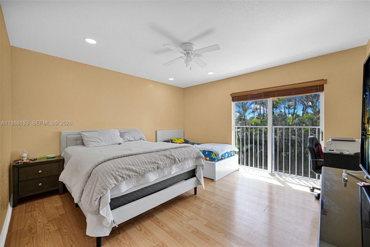 5755 NW 109th Ave, Unit 21, Doral, FL 33178 Photo