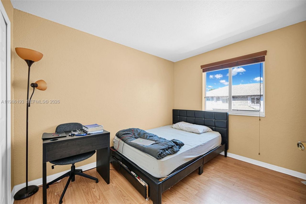 5755 NW 109th Ave, Unit 21, Doral, FL 33178 Photo