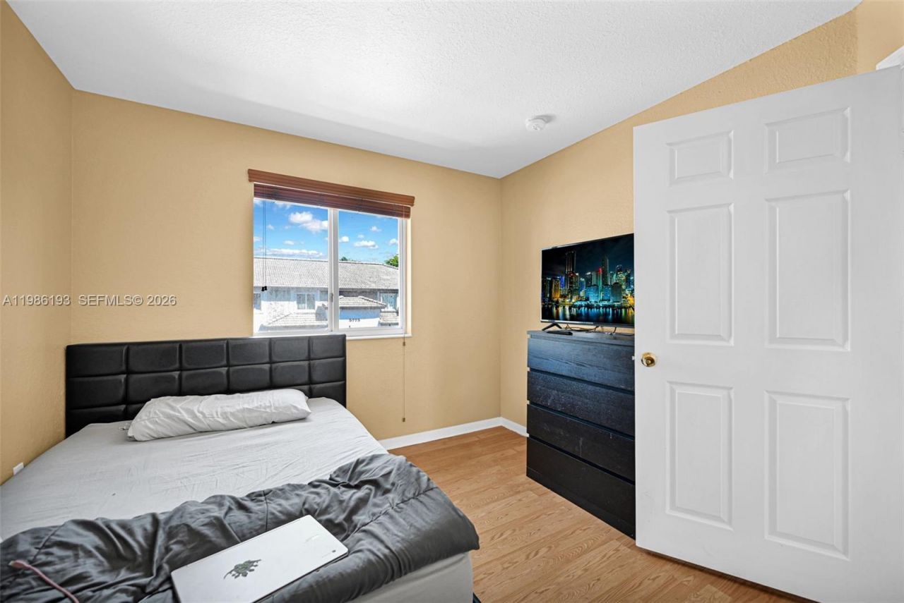5755 NW 109th Ave, Unit 21, Doral, FL 33178 Photo