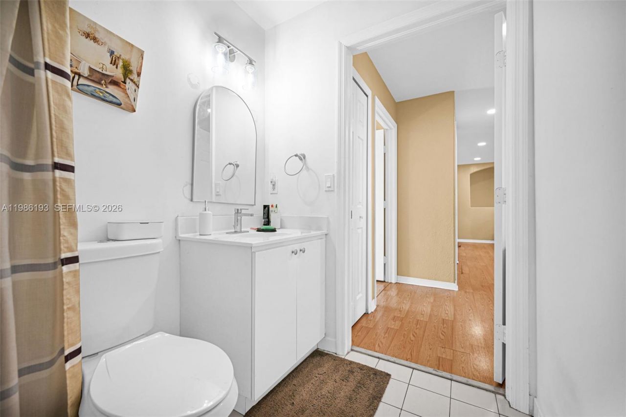 5755 NW 109th Ave, Unit 21, Doral, FL 33178 Photo
