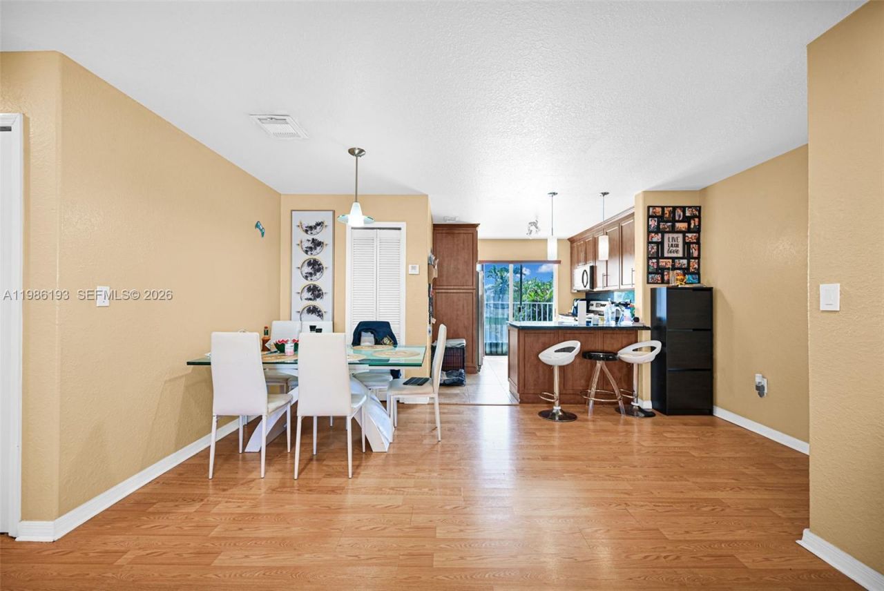5755 NW 109th Ave, Unit 21, Doral, FL 33178 Photo