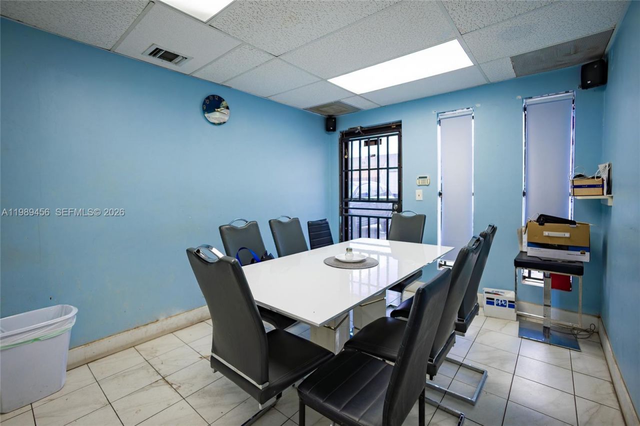 7311 NW 56th St, Unit 7311, Miami, FL 33166 Photo
