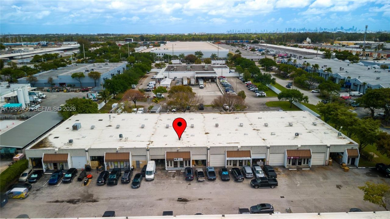 7311 NW 56th St, Unit 7311, Miami, FL 33166 Photo