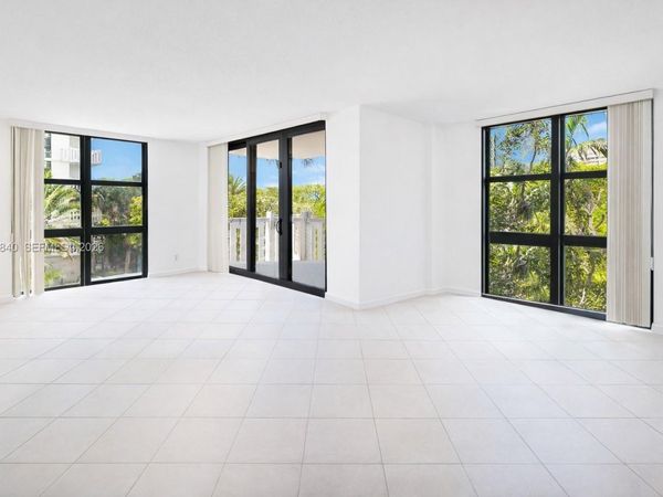 1121 Crandon Blvd, Unit F206, Key Biscayne, FL 33149