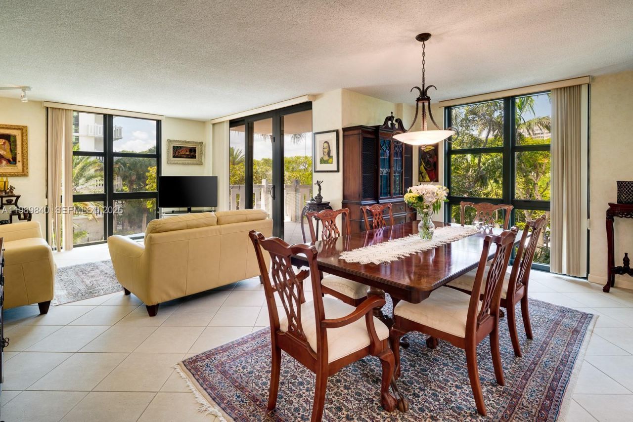 1121 Crandon Blvd, Unit F206, Key Biscayne, FL 33149 Photo