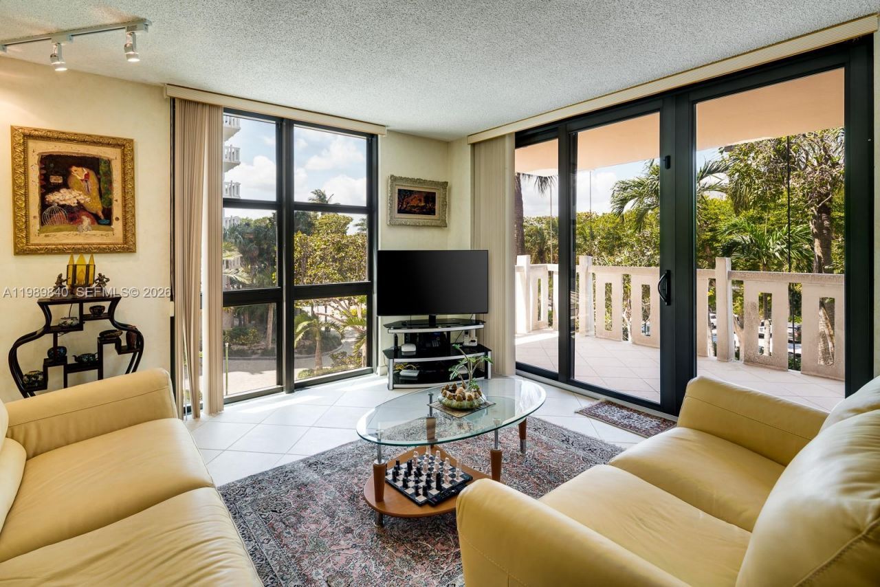 1121 Crandon Blvd, Unit F206, Key Biscayne, FL 33149 Photo