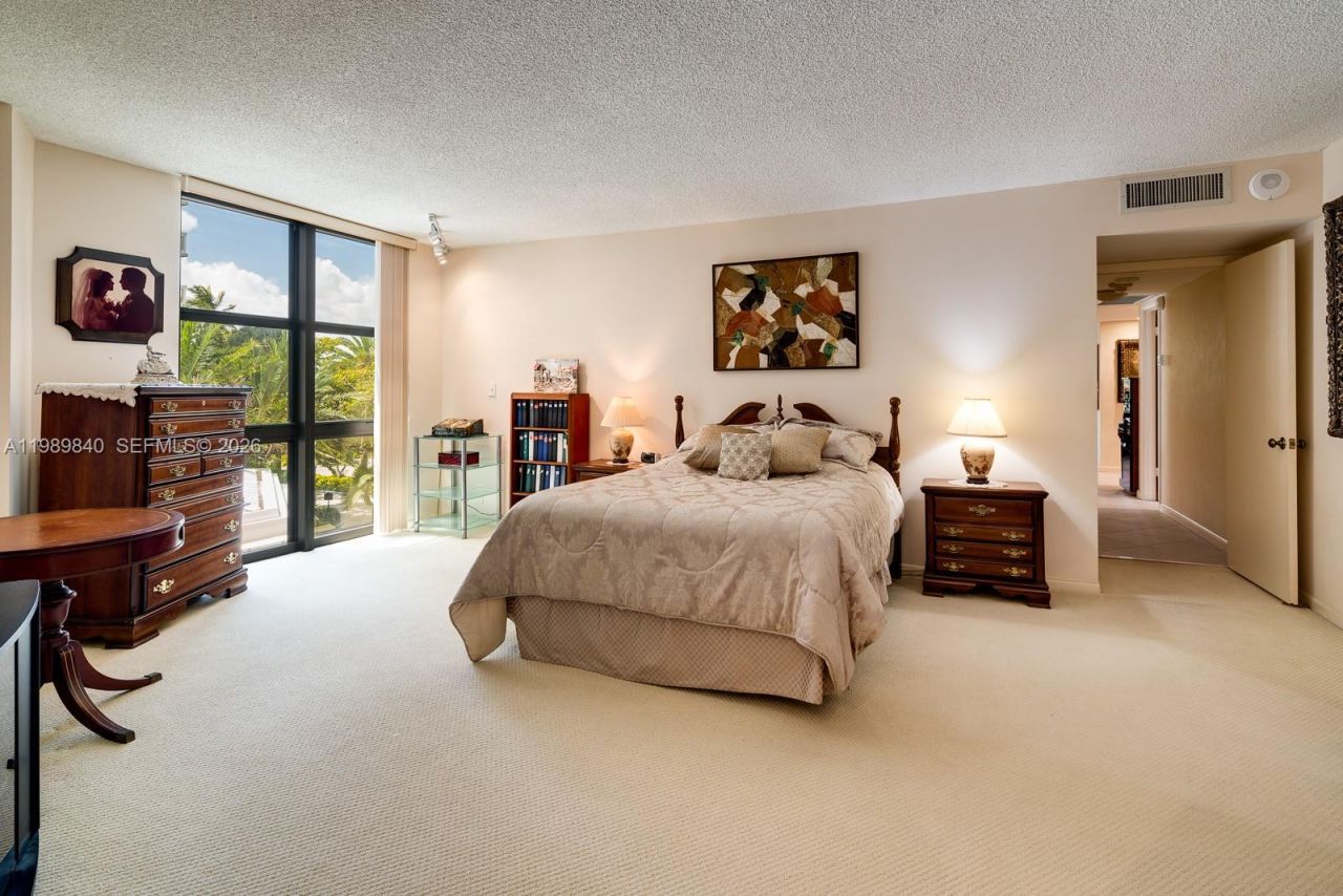 1121 Crandon Blvd, Unit F206, Key Biscayne, FL 33149 Photo