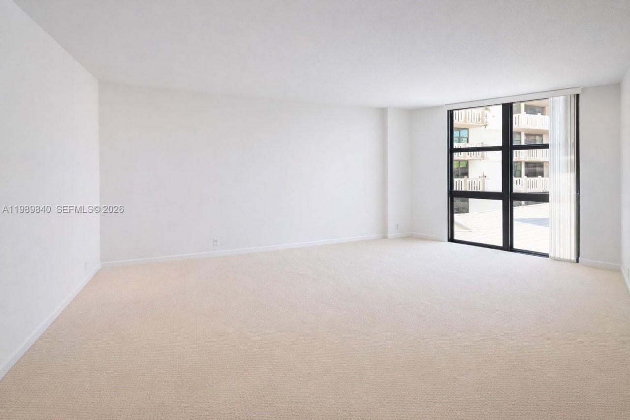 1121 Crandon Blvd, Unit F206, Key Biscayne, FL 33149 Photo