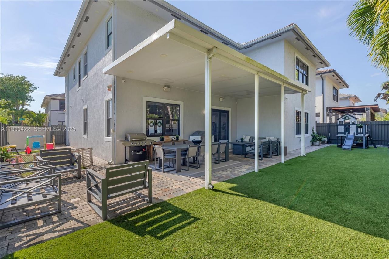 2775 SW 101st Ct, Miami, FL 33165 Photo