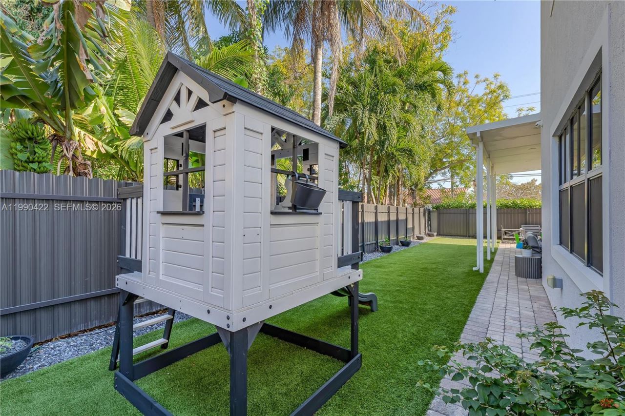 2775 SW 101st Ct, Miami, FL 33165 Photo