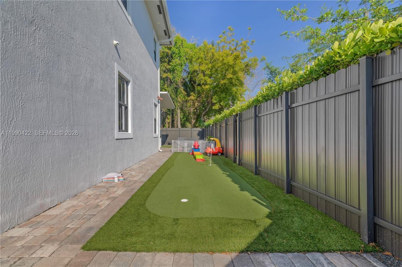 2775 SW 101st Ct, Miami, FL 33165 Photo