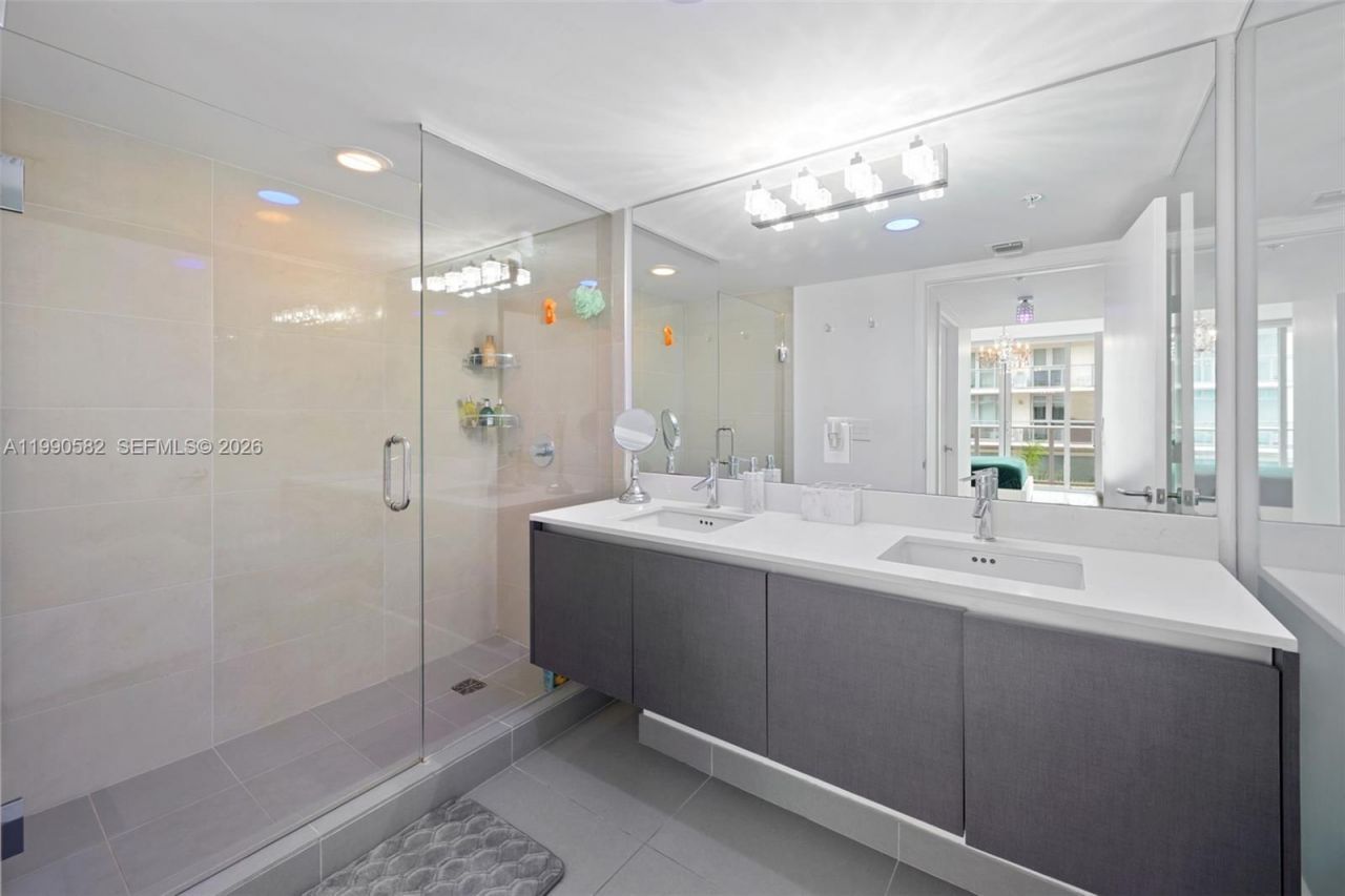 6610 Indian Creek Dr , Unit 406, Miami Beach, FL 33141 Photo