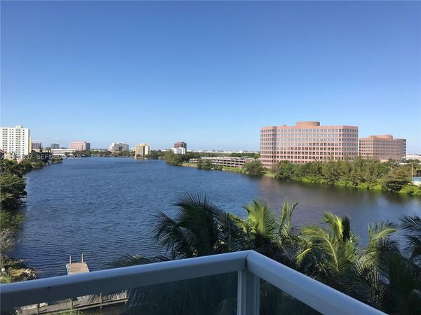 5099 NW 7th St, Unit 703, Miami, FL 33126