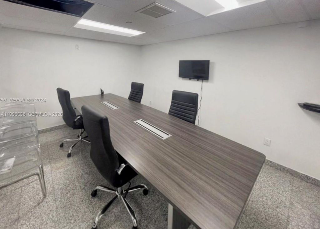 4300 Biscayne Blvd , Unit 202, Miami, FL 33137 Photo