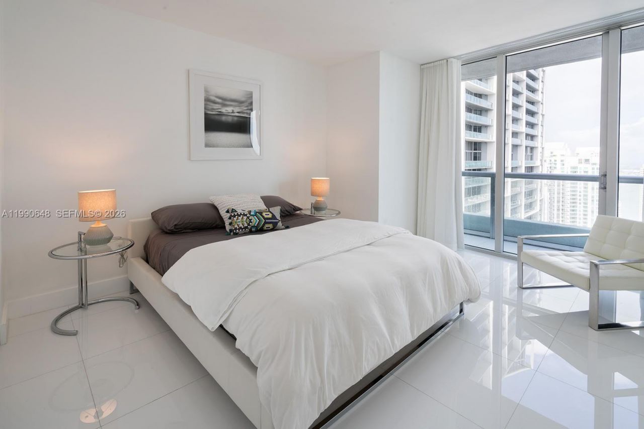 485 Brickell Ave , Unit 4110, Miami, FL 33131 Photo