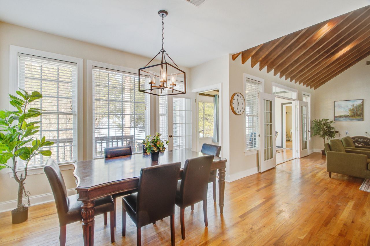 194 Waterfront Drive Photo 15