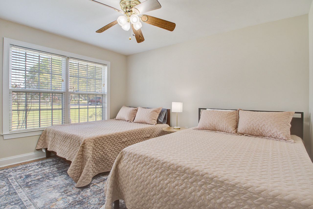 194 Waterfront Drive Photo 22