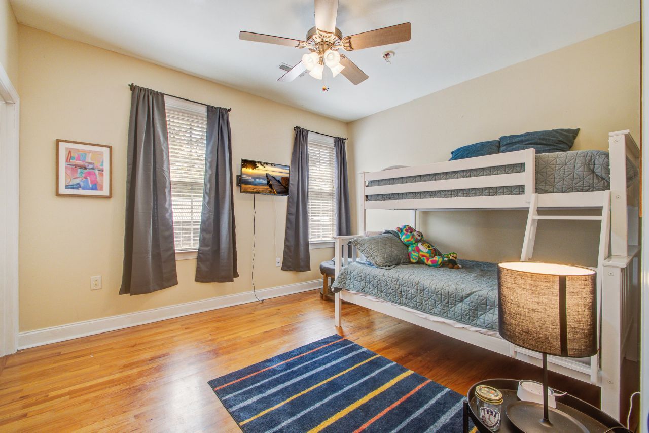 194 Waterfront Drive Photo 33