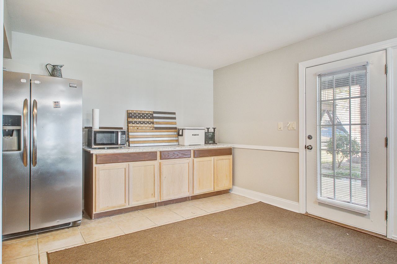 194 Waterfront Drive Photo 37