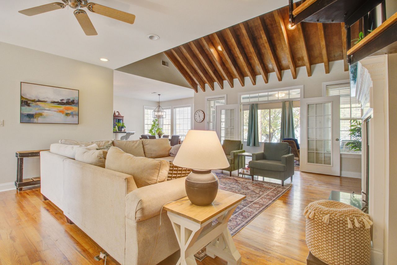 194 Waterfront Drive Photo 4