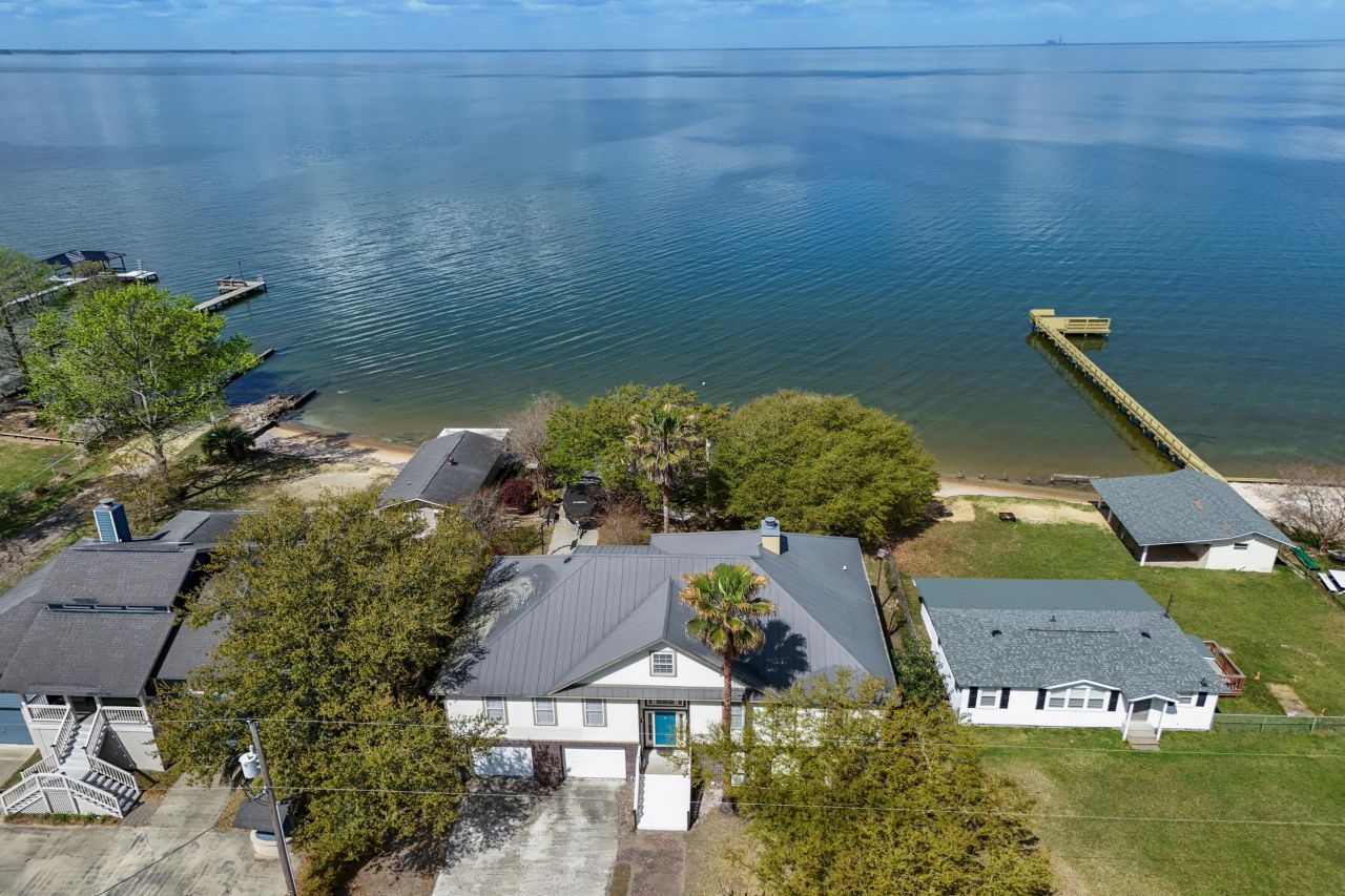 194 Waterfront Drive Photo 44