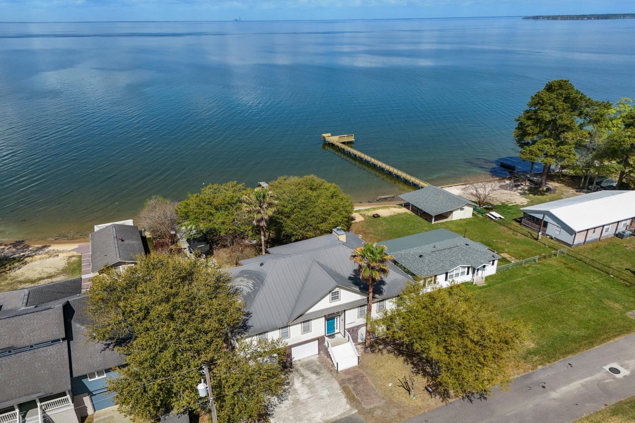 194 Waterfront Drive Photo 45