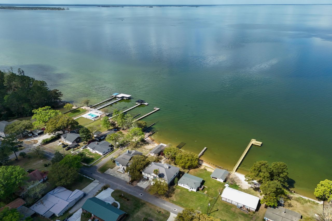 194 Waterfront Drive Photo 57