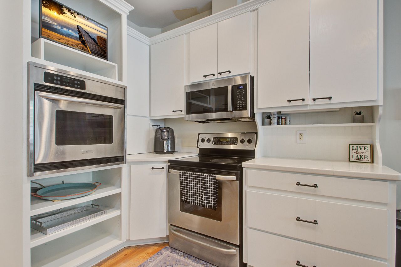 194 Waterfront Drive Photo 8