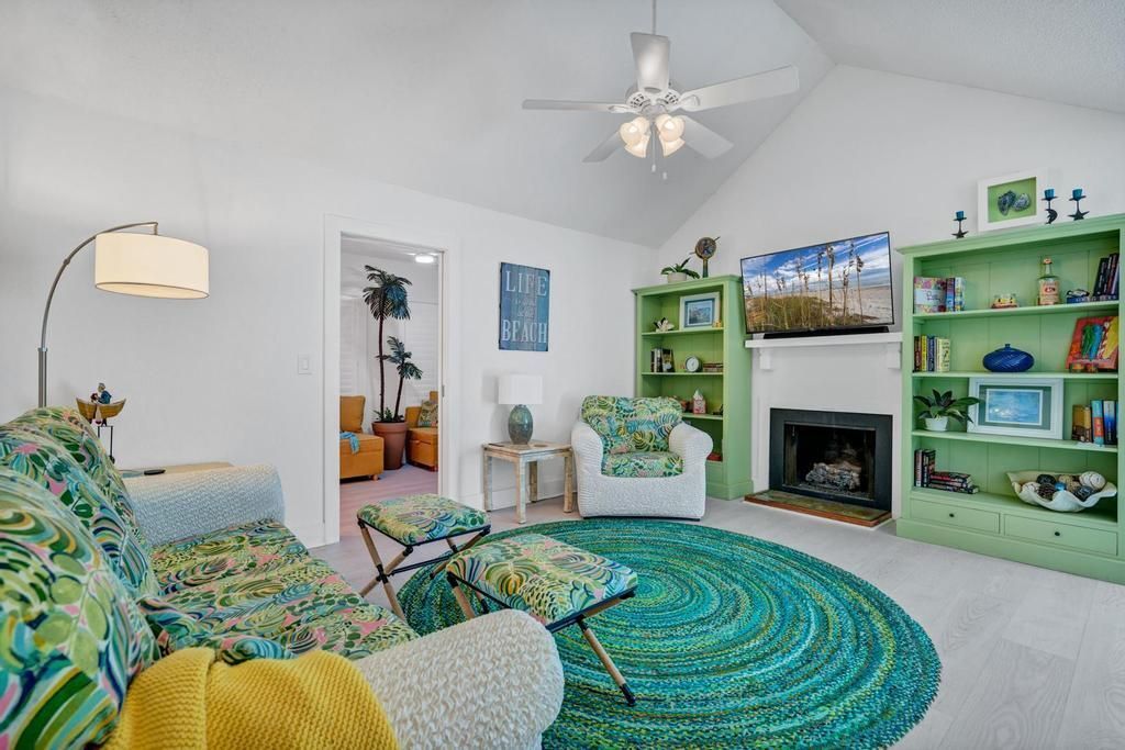 204 Sea Cloud Circle Photo 4