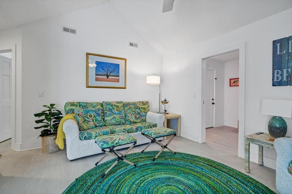 204 Sea Cloud Circle Photo 6
