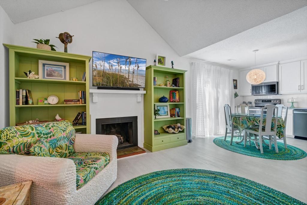 204 Sea Cloud Circle Photo 8