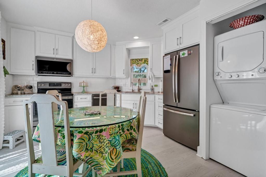 204 Sea Cloud Circle Photo 9