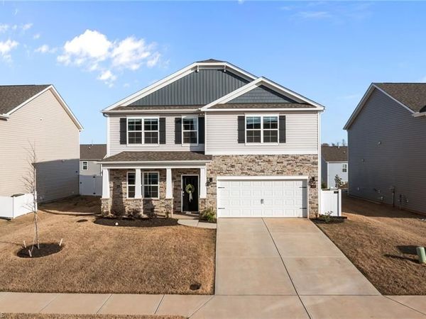 1432 Carisbrooke Drive, Mebane, NC 27302