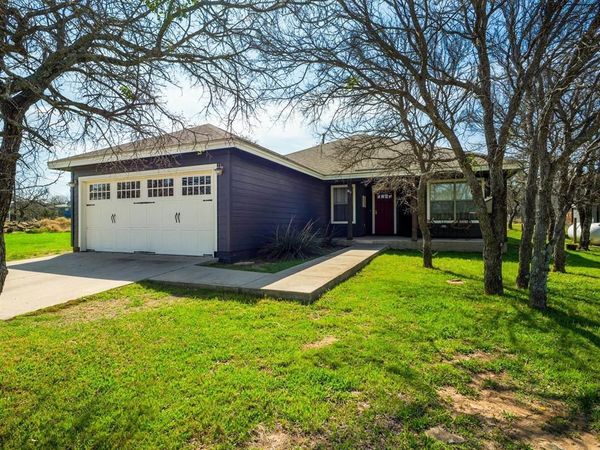811 Sage ST, Burnet, TX 78611