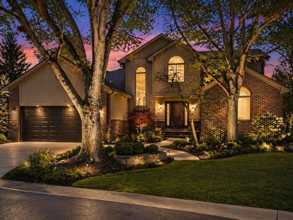 7513 Hickory Hill Drive, West Bloomfield, MI 48322