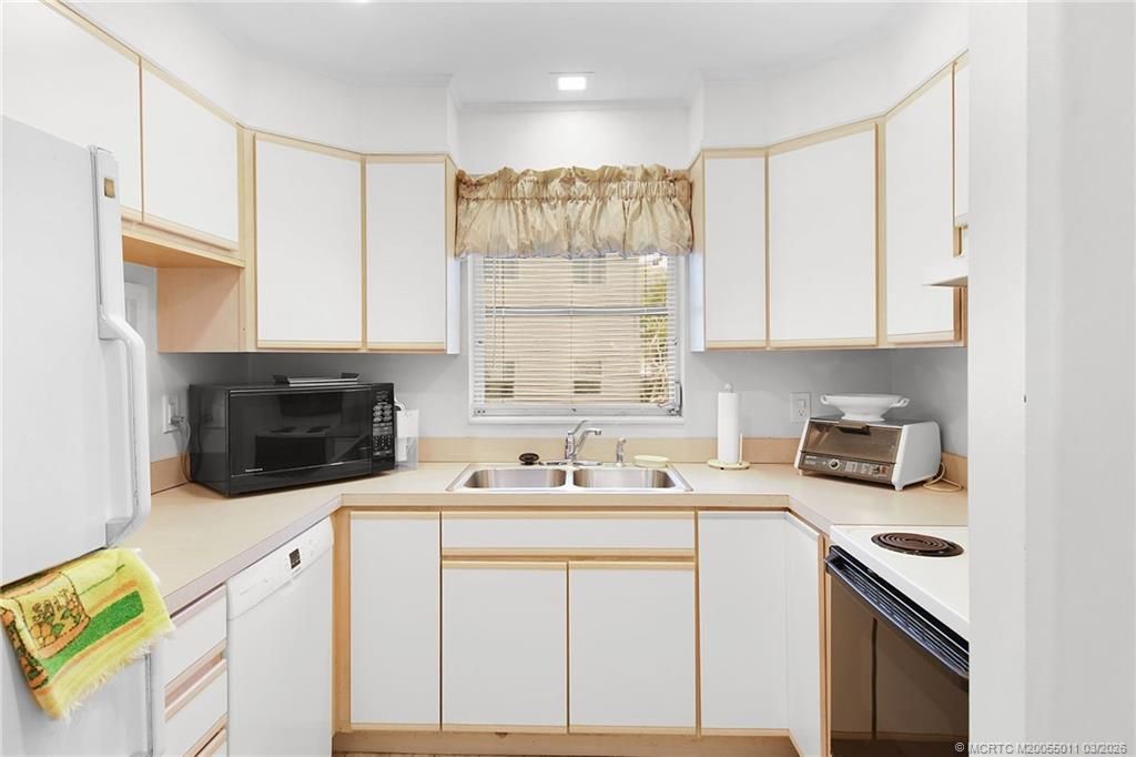 1900 S Kanner Highway, Unit 108, Stuart, FL 34994 Photo