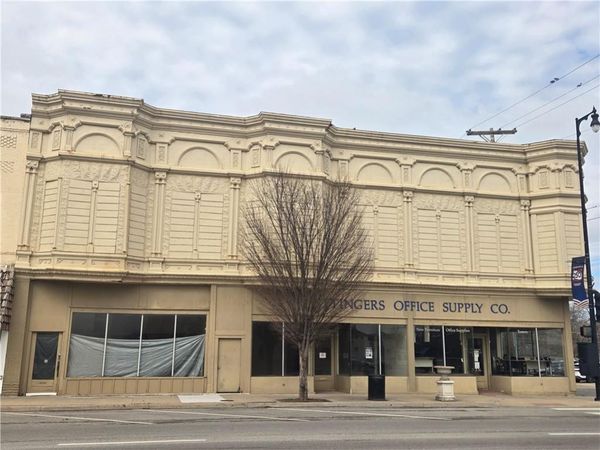 719-723 N Broadway Street, Pittsburg, KS 66762