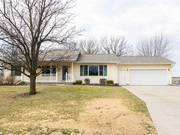 825 N 13Th Street, Chariton, IA 50049