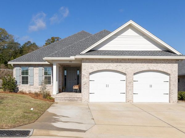 182 Raiders Trail, Valparaiso, FL 32580