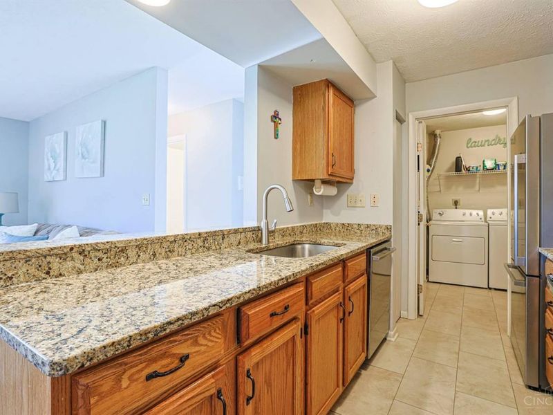 8839 Eagleview Drive, Unit 3, West Chester, OH 45069 Photo 10