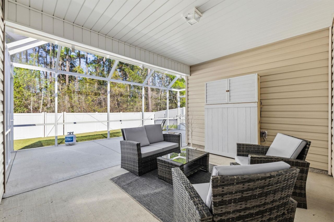 373 Sun Colony Blvd. Photo 23